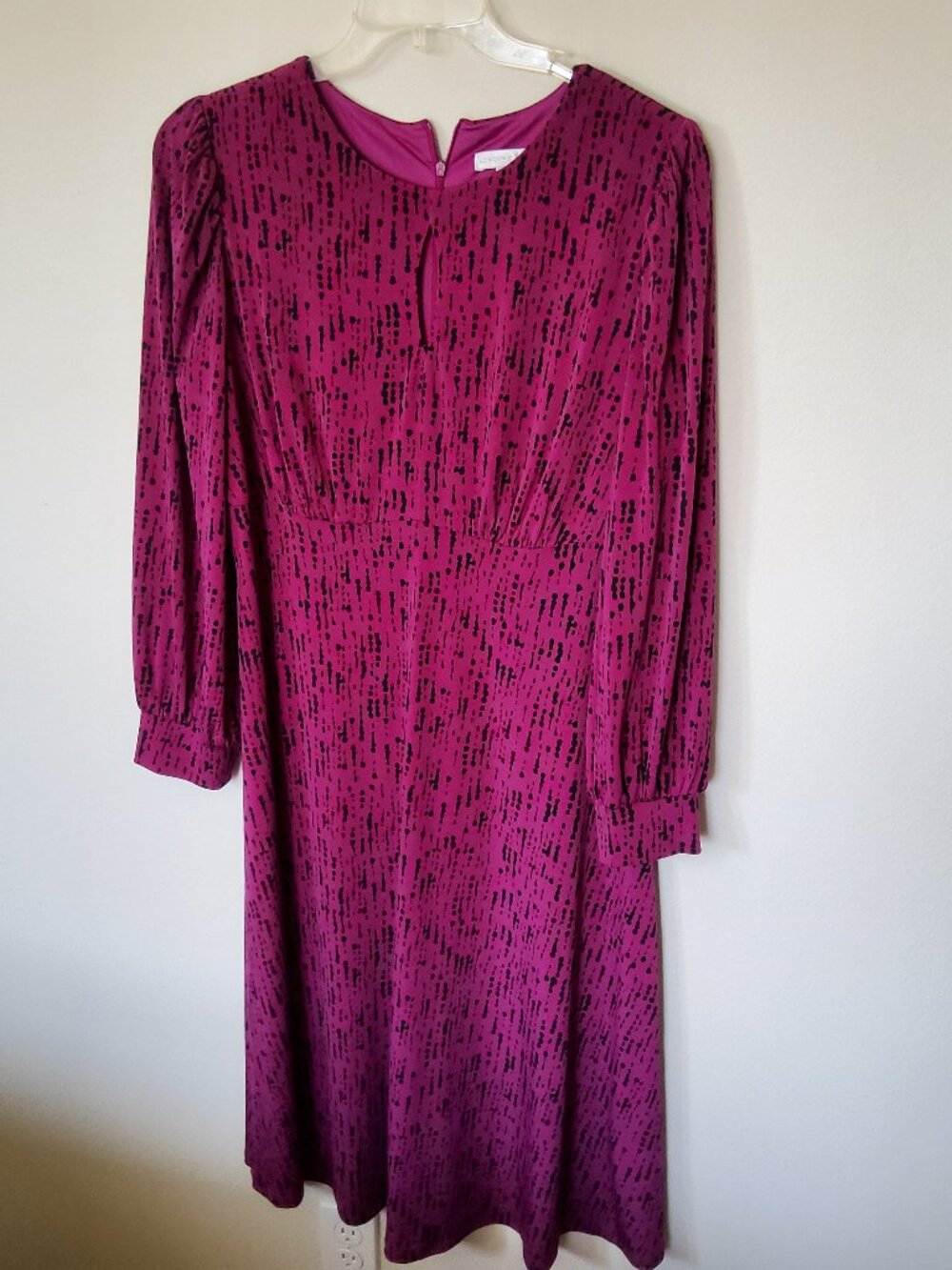 London Time purple long sleeved dress size 14